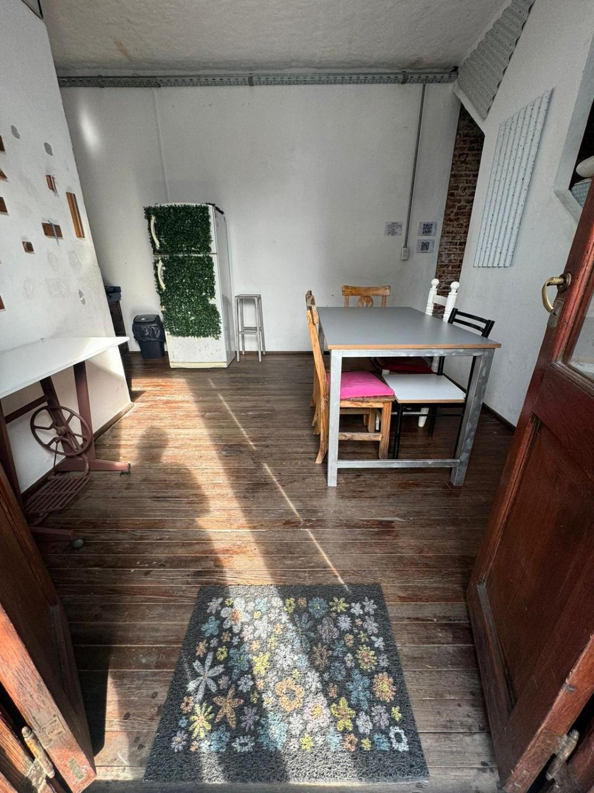 High Hostel 로자리오 외부 사진