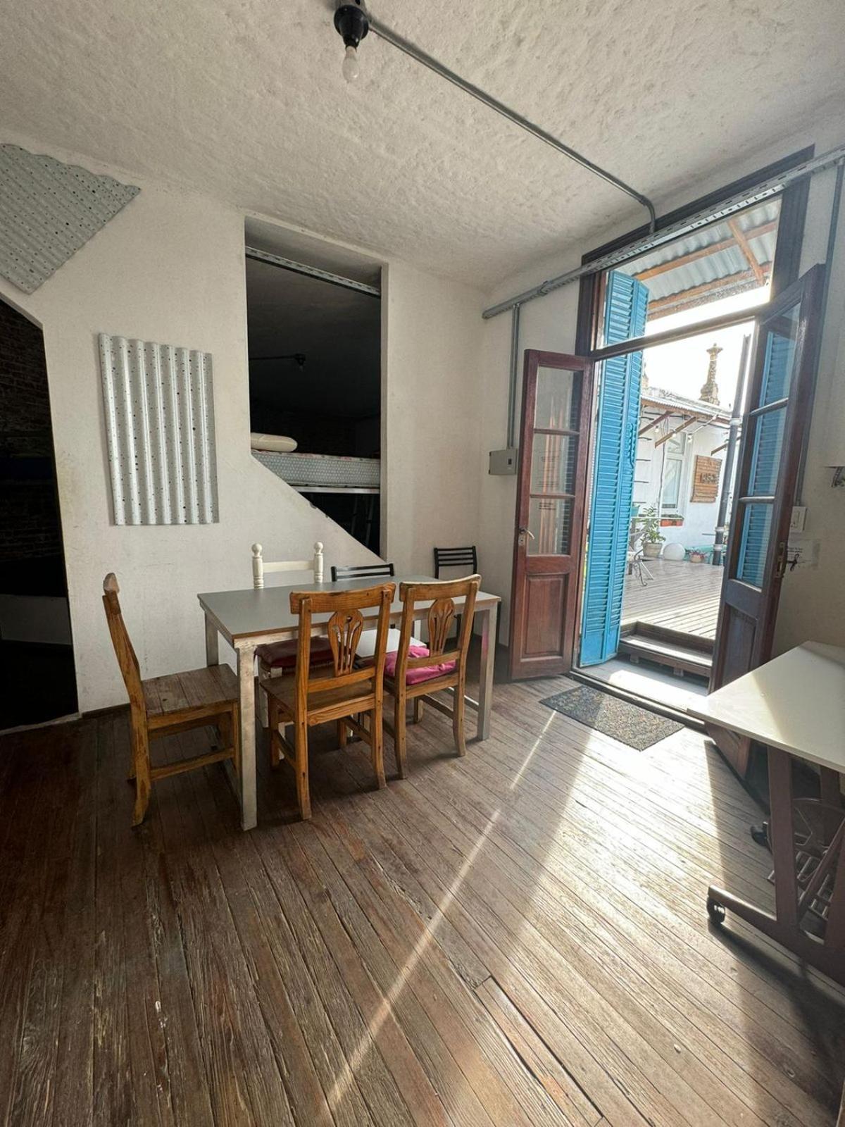 High Hostel 로자리오 외부 사진